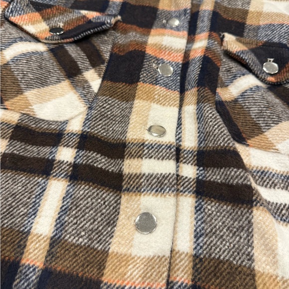 Plaid Button-Up Shirt - Picture 2 of 4